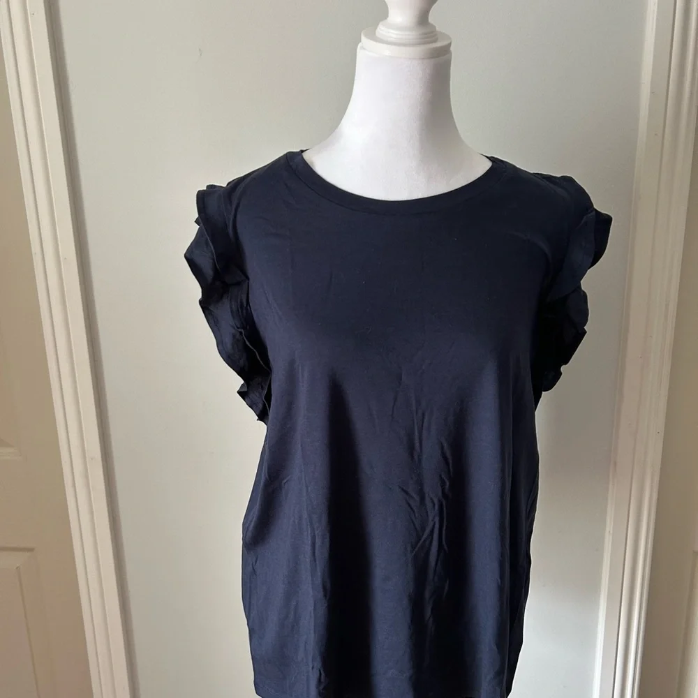 NWT, Michael Kors top. - Picture 1 of 7